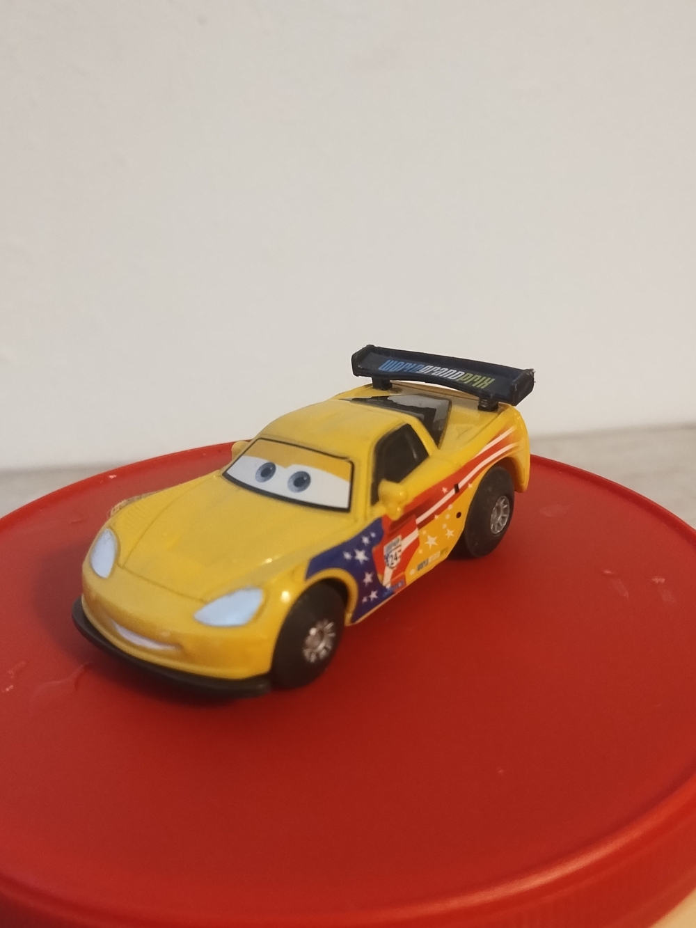 Disney Pixar Cars Stunt Racers Jeff Gorvette Plastic Vehicle Rev Forward Go